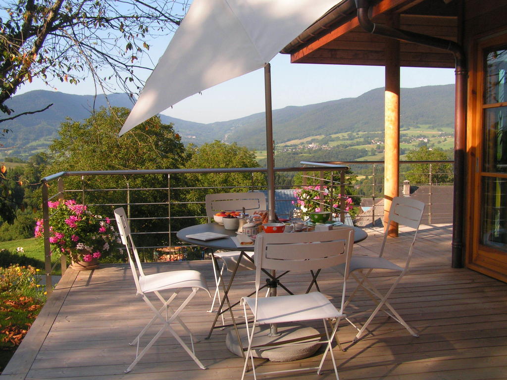 Les Perrelles Bed & Breakfast Bellecombe-en-Beauges Eksteriør bilde